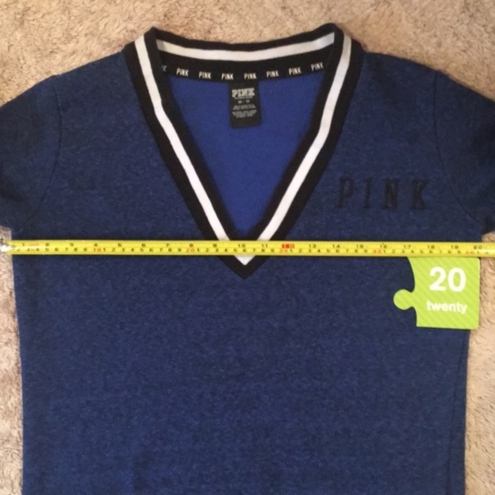 PINK Victoria’s Secret Sweatshirt - size womens XS - Picture 4 of 6